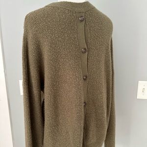 Point Sur button back sweater